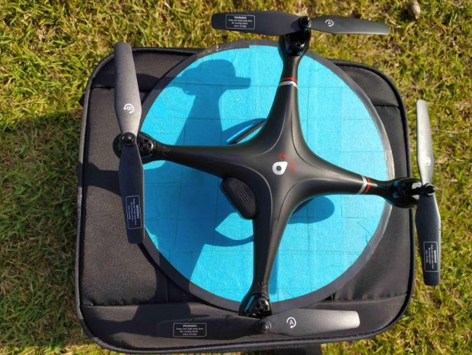 HS110G: Solid drone suitable for children or beginners