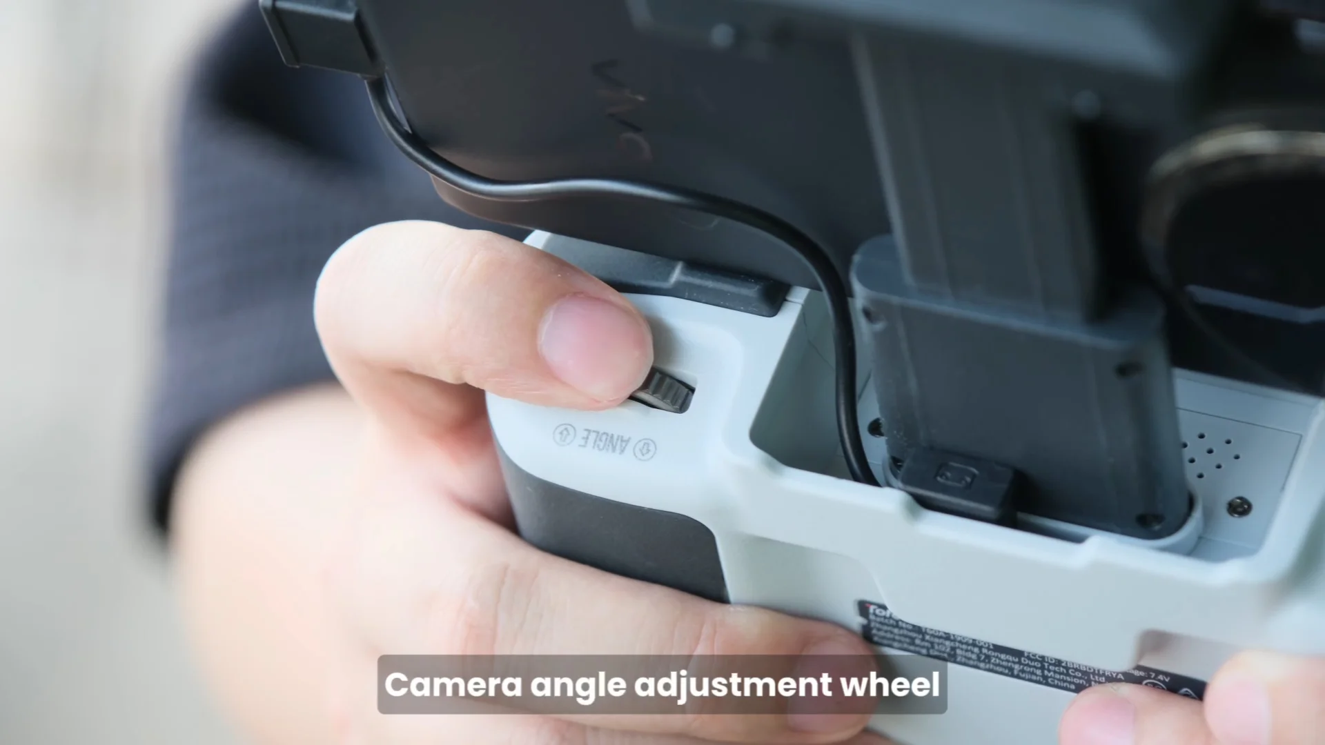 24-adjust-camera-angle.webp